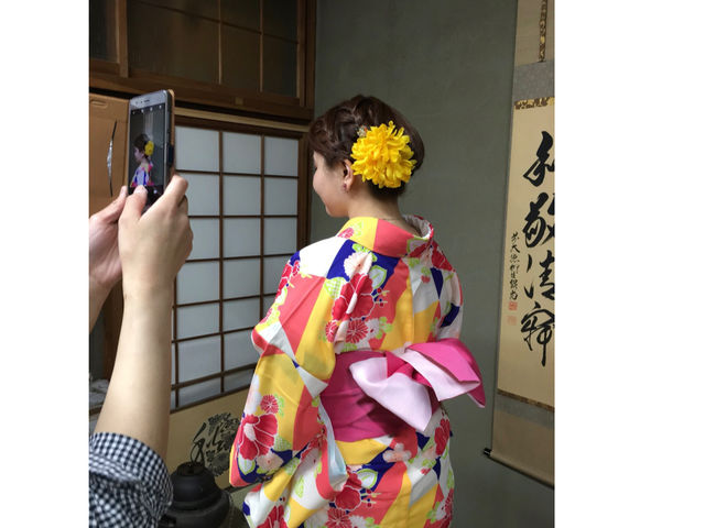 映える和風の背景もあります。_ふくや呉服店