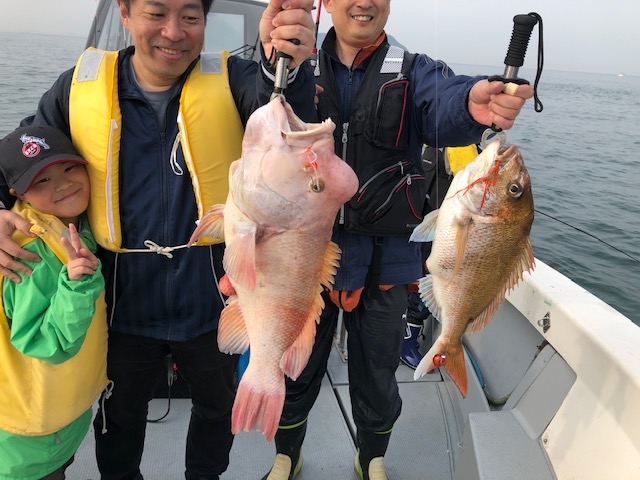 遊漁船高橋