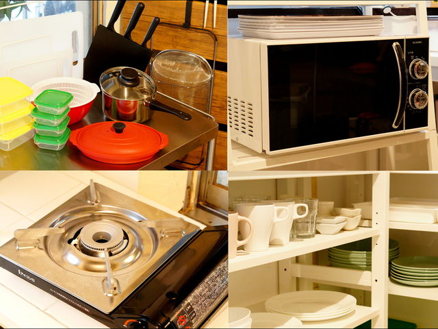 共用キッチンには、調理器具、食器、調味料を取り揃えております。_We Home ホテル+ホステル&キッチン