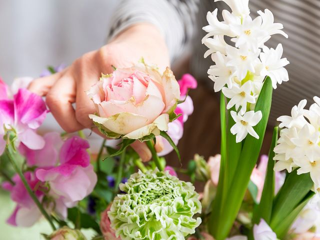 生花アレンジ体験レッスンの様子_フラワーアンジェリク
