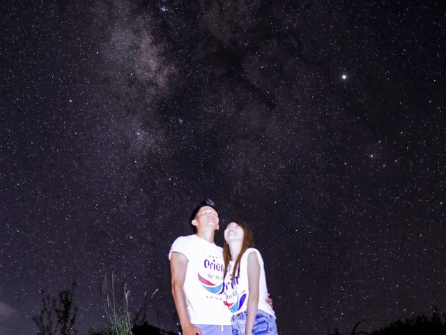 星空をバックに記念撮影サービス!石垣島の星空との1枚を旅の思い出にいかがでしょうか?_美ら星アイランド