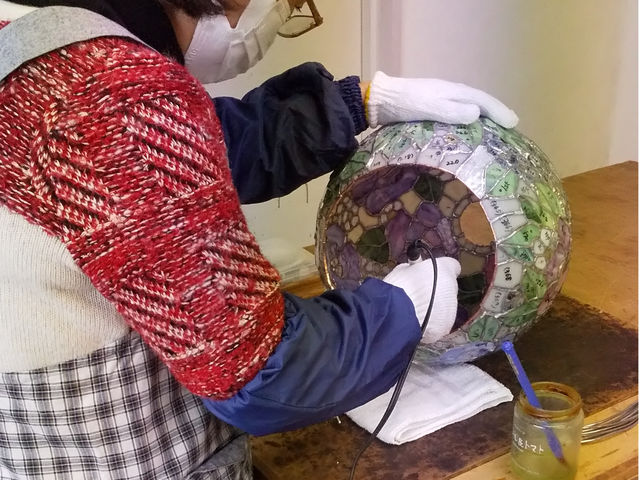 半田溶接の工程_創作ステンドグラス工房ビッグハウス 新石切工房