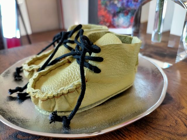 愛らしいグリーン_靴工房カステッリーノ