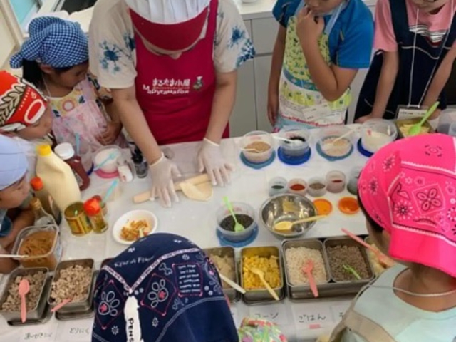 函館とロシアの関わり。ロシアのソウルフード「ピロシキ」。函館で焼きピロシキ作りの体験が出来ます。_体験予約・はことれ