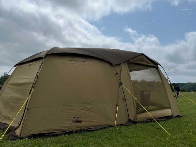 〜5名 手ぶらキャンプコールマンタフスクリーン 2ルーム_ART×OUTDOOR VILLAGE栗山