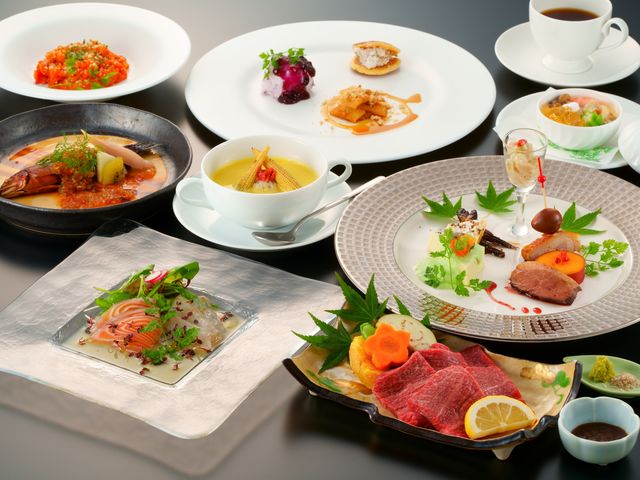 夕食コース一例_オーベルジュコスモス(くじゅうグランドホテル)