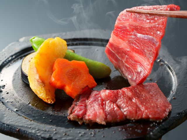 夕食コース一例_オーベルジュコスモス(くじゅうグランドホテル)