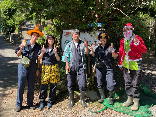 ハロウィン時期にはこんな格好で体験できちゃうイベントも♪_ヤンバルンチャー名護店