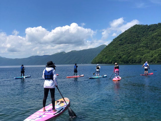サポートを含め皆様の写真を撮りながらクルージングのガイドをさせて頂きます!_MUSH ROOMS SUP YOGA 支笏湖