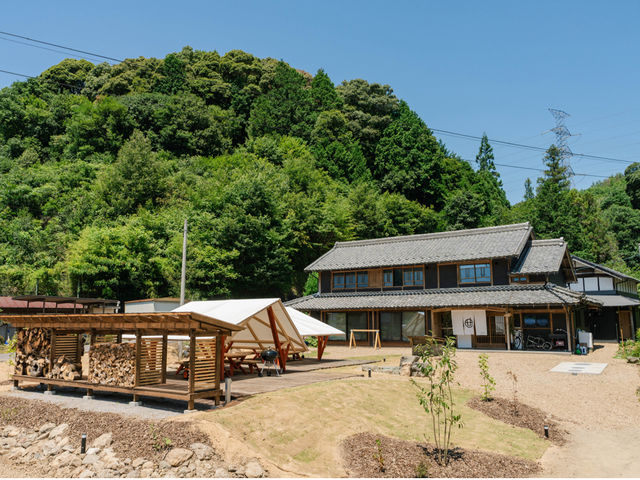 ホタルの里で有名な美濃加茂市三和町。
そのホタルが好む清流の源泉にあたるつづや地区です。_つづやビレッジ