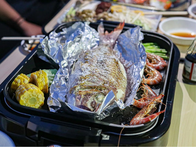 船上BBQもできます。
ホットプレートはこちらでご用意致します。
食材、お皿などはご持参下さい。_釣り船 皇