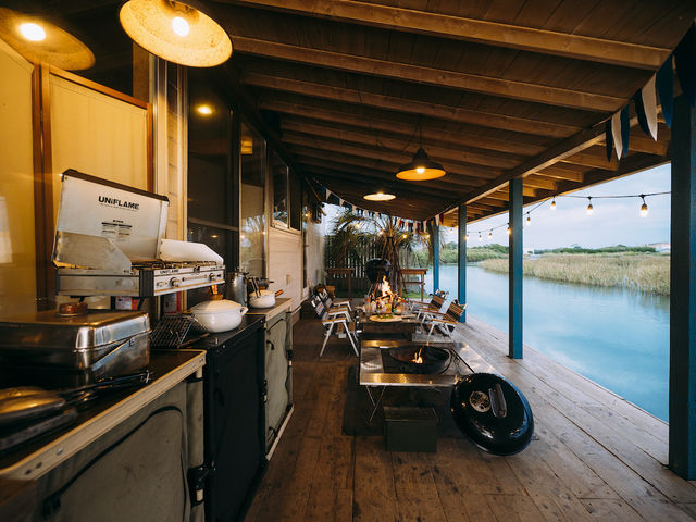 River side village Loa