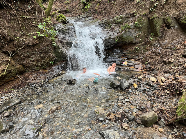 サウナ後の水風呂代わり_アウトドアスペース TAKITSUBO