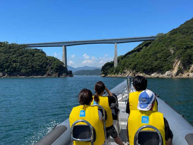 ウチノ海周遊コース_鳴門ウチノ海爽快クルージング