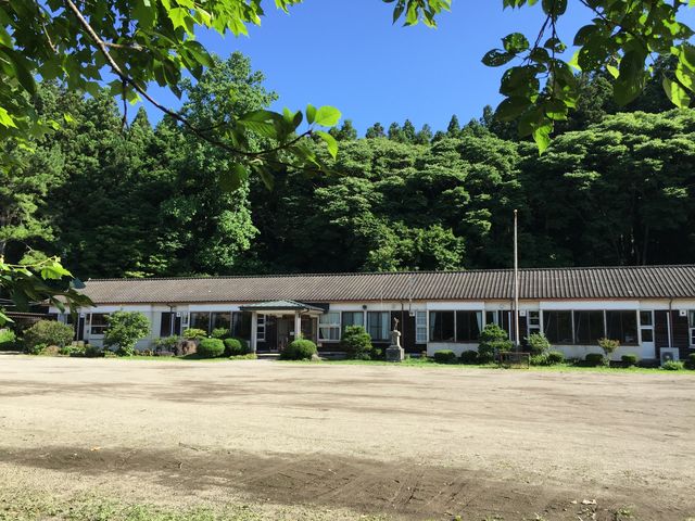 星ふる学校くまの木