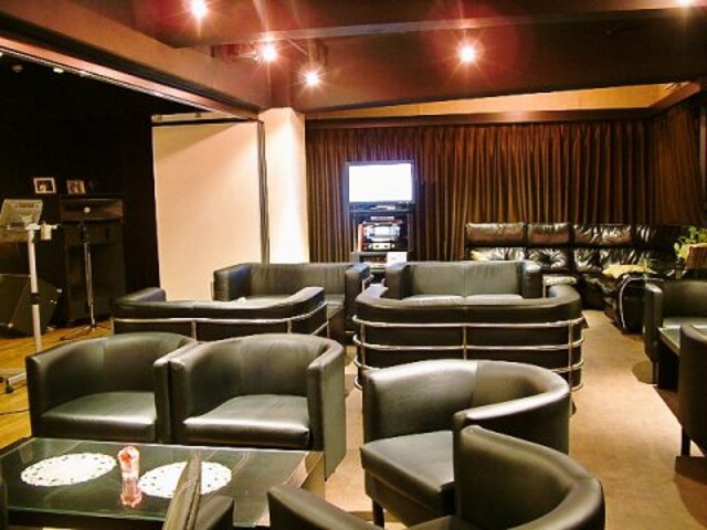 Lounge LUNAの写真1