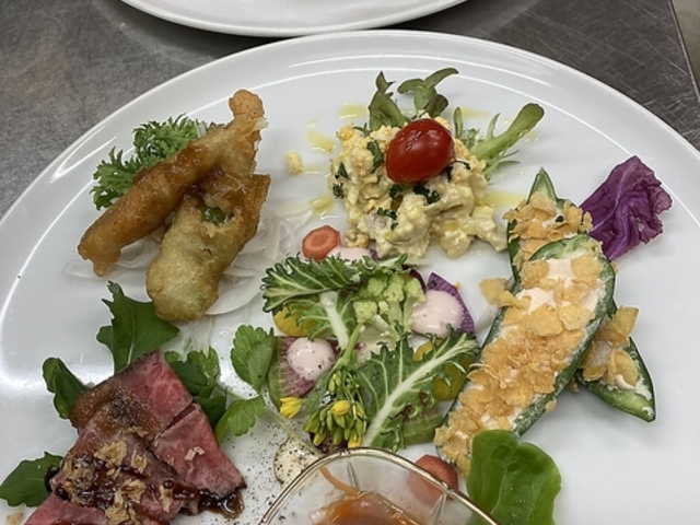 西高野街道 四季mon.の写真1