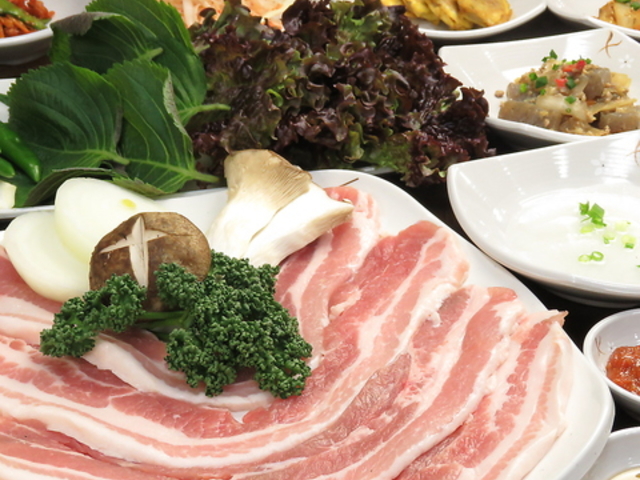 韓国家庭料理 新羅 しらぎの写真1