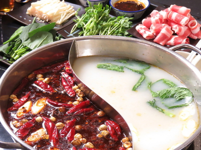 東北四川中華 辣香坊 錦糸町店の写真1