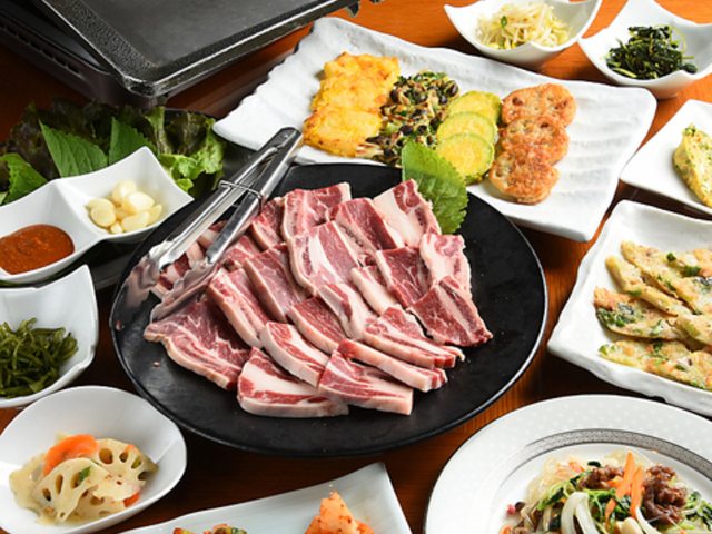 韓国料理 尹家の写真1