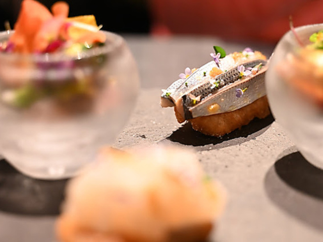 Lasymetrie アシメトリィの写真1