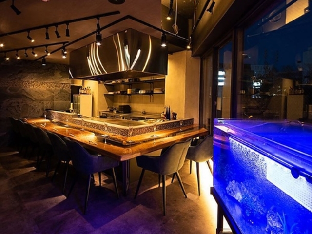 横浜 鉄板焼き WAGYU LIVERARYの写真1