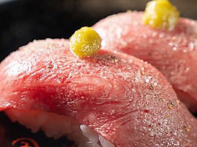 炭火焼焼肉 久保屋の写真1