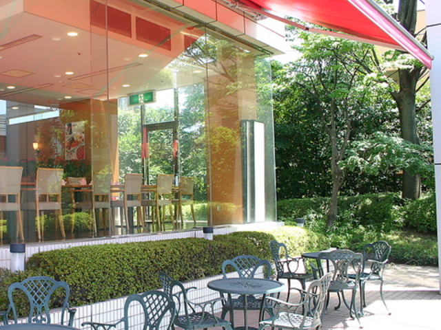 ウィステリア 甲府記念日ホテルの写真1