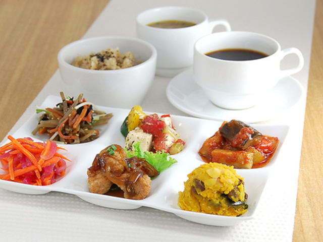 CHAYA ナチュラル&ワイルドテーブル 日比谷の写真1