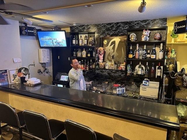 BAR 鳳の写真1