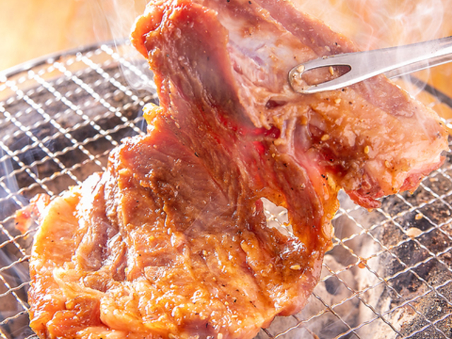 焼肉&ホルモン 肉喰らう s 飯山店の写真1