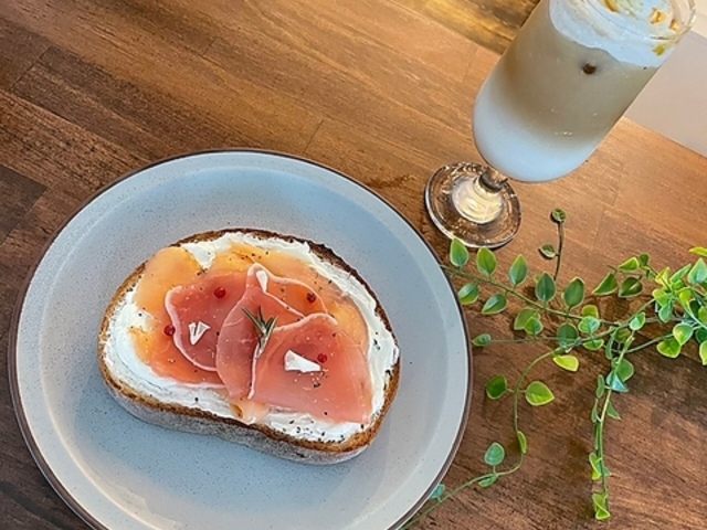 Cafe Queen 御影の写真1