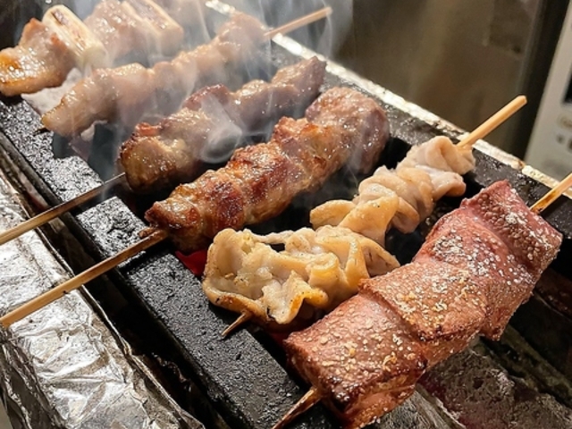 もつ焼きごえん 野毛店の写真1