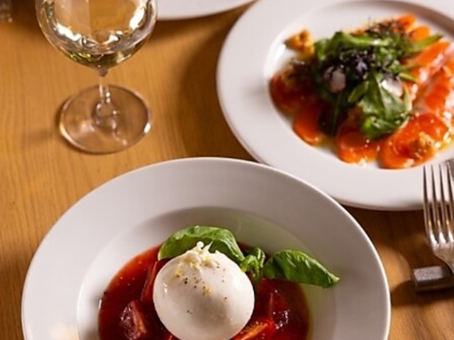 aperitivo&trattoria IL FIORE イル フィオーレの写真1
