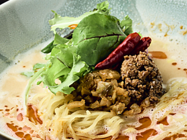 担々麺&麻婆豆腐 FARO/花楼 小牧弥生町店 の写真1