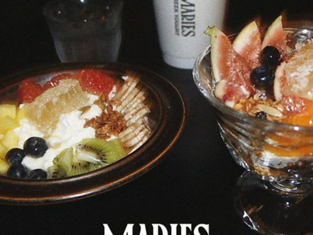 MARIES GREEK YOGURT マリーズグリークヨーグルトの写真1