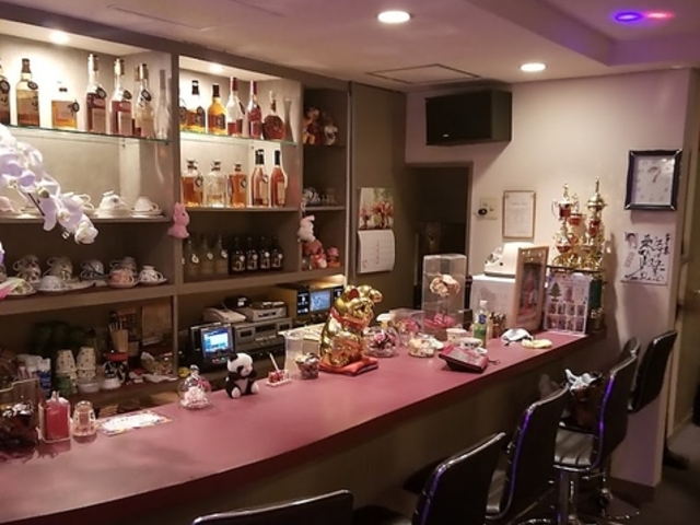 カラオケ喫茶 スマイル トアロードの写真1