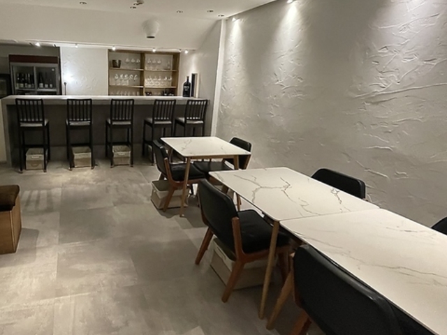 wine bar M ワインバーエムドットの写真1