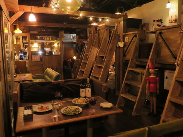 attic room log アティックルーム ログの写真1