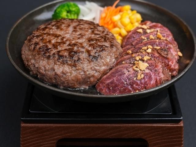 とろけるハンバーグ 福よし ならまち店の写真1