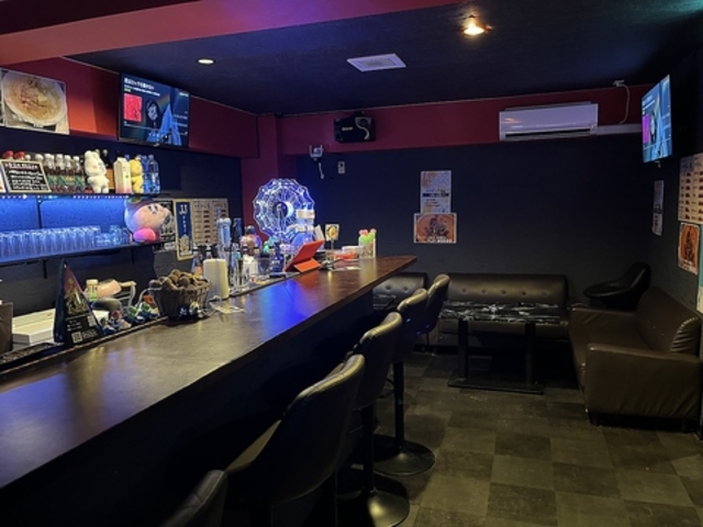 Bar Bull's 溝の口ダーツバーカラオケの写真1