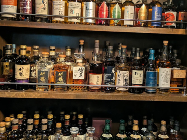 KOBE WHISKY BAR コウベウイスキーバーの写真1