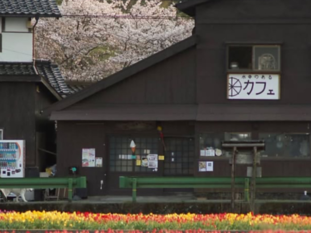 のんびりカフェ中車水車小屋の写真1