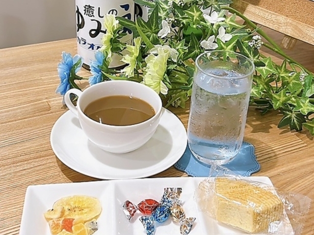 カフェ風カラオケサロン癒しのゆみえの写真1