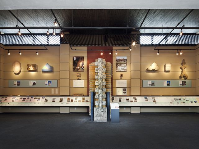 「建築陶器のはじまり館」帝国ホテル 旧本館の柱展示_INAXライブミュージアム