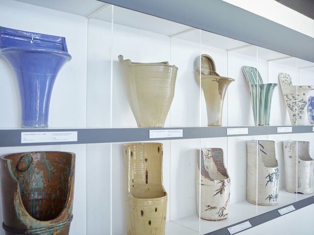 「世界のタイル博物館」古便器コレクション_INAXライブミュージアム
