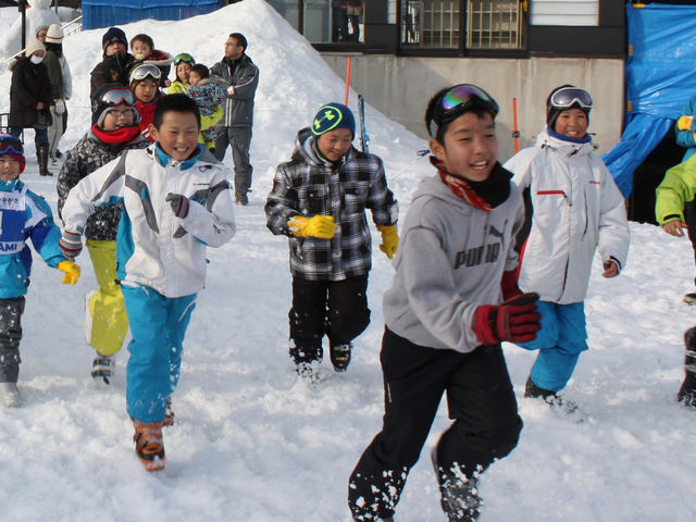 子どもたちも楽しめるイベント盛りだくさん!_小出スキー場