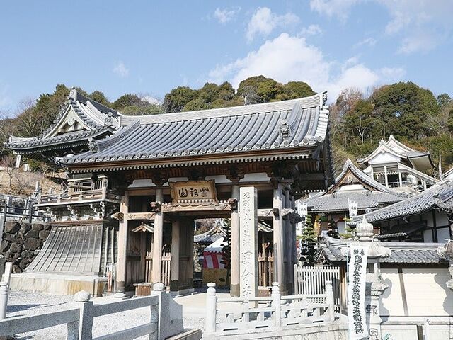 美濃国分寺の写真1
