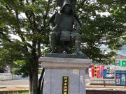 竹中半兵衛公の像と垂井町観光案内所の写真3