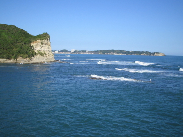 勝浦海中展望塔